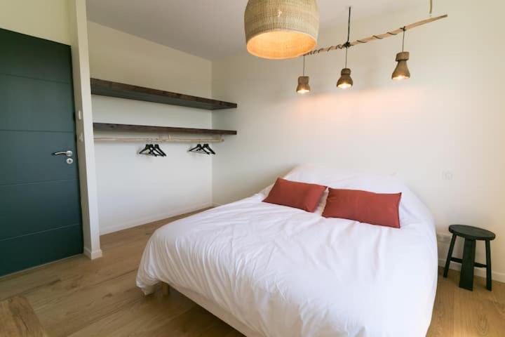 Apartamento Agradable Y Comoda Casa Condes *
